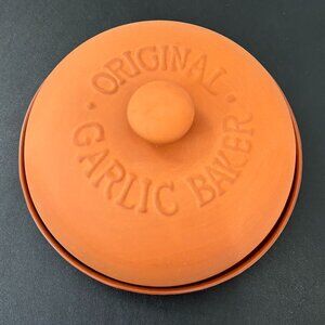 BOSTON WAREHOUSE Terra Cotta Original Garlic Baker-Oven or Microwave Use- 4 Bulb